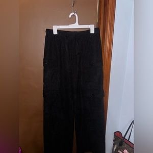 Black corduroy cargo pants !